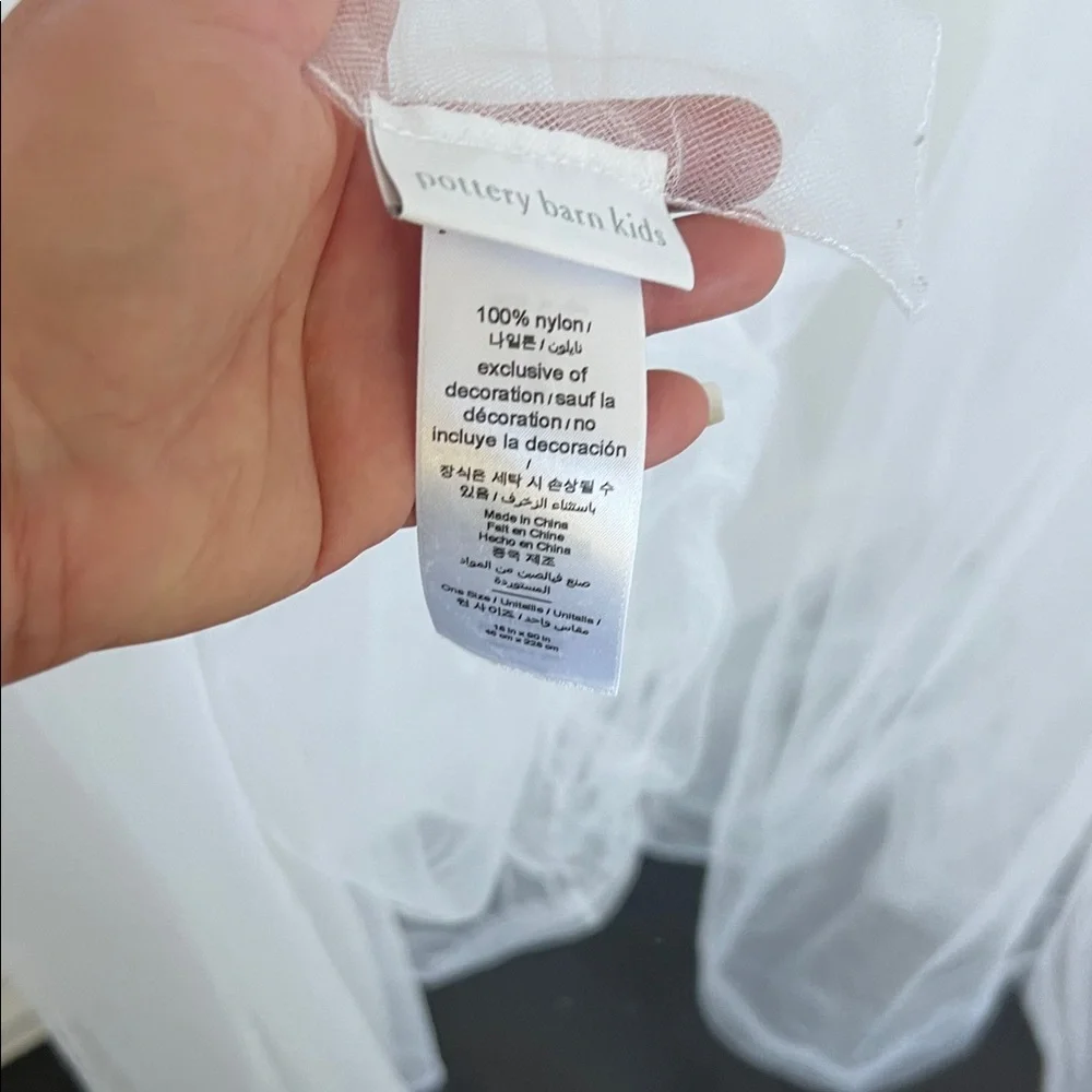 Pottery Barn Kids withe Canopy bow - Picture 3 of 5
